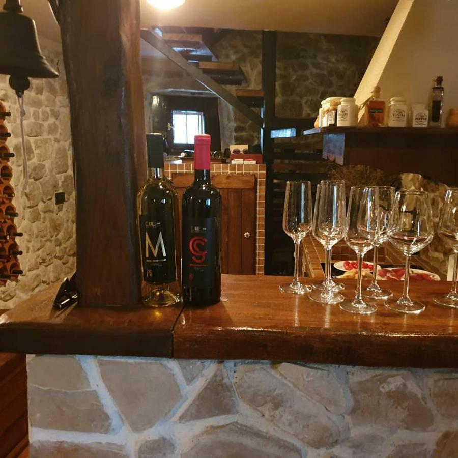 Vila Skrlec Baška Voda Eksteriør billede